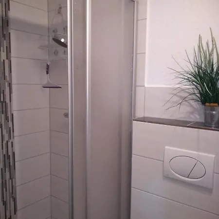 Haus Sandra 3 Mit Terrasse, Box-bett, Kl Extra Zi Mit Einzelbett, Tresor *